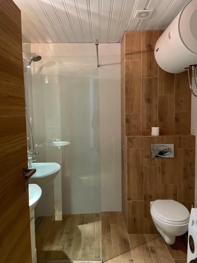 סקופיה Golden Apartment מראה חיצוני תמונה