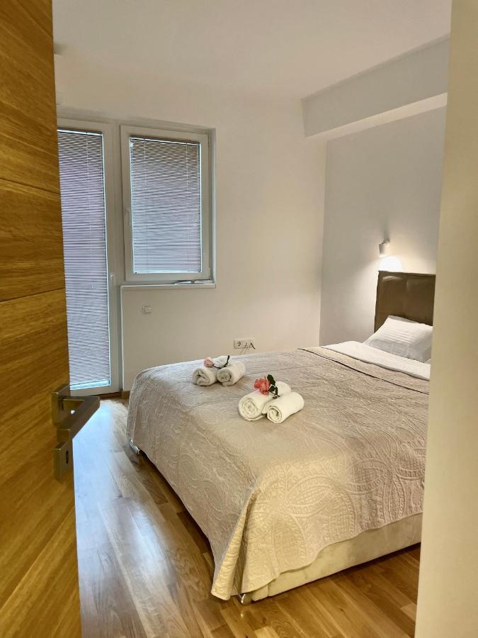 סקופיה Golden Apartment מראה חיצוני תמונה