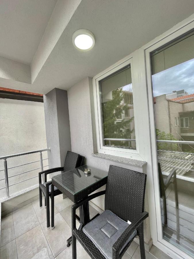 סקופיה Golden Apartment מראה חיצוני תמונה
